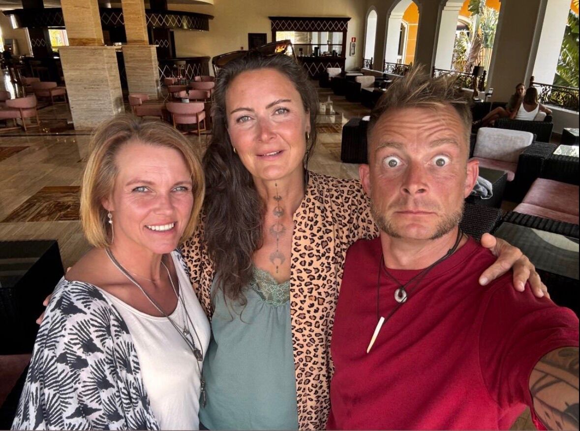 Gruppenbild mit Freunden